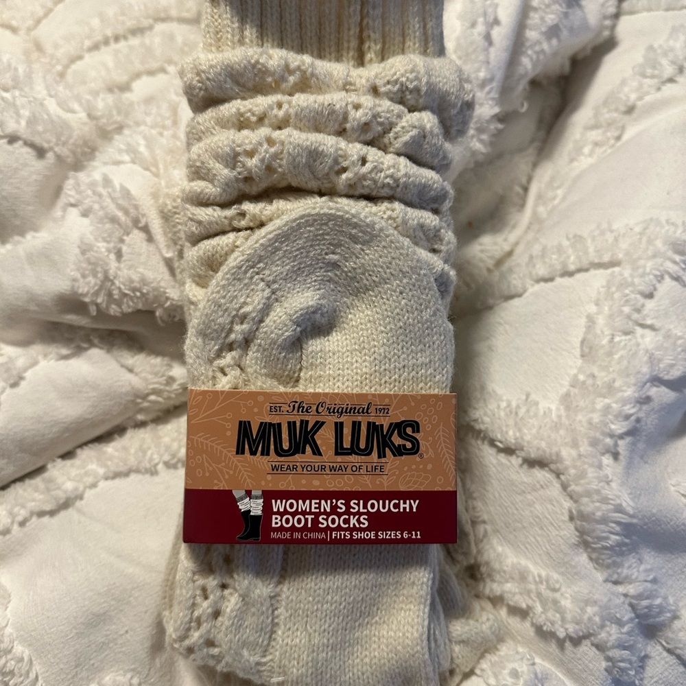 Muk Luks Cream Cozy Knit Socks